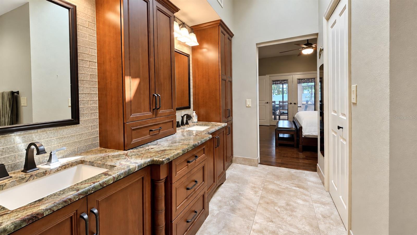 1040 ROSETREE LN — photo 22