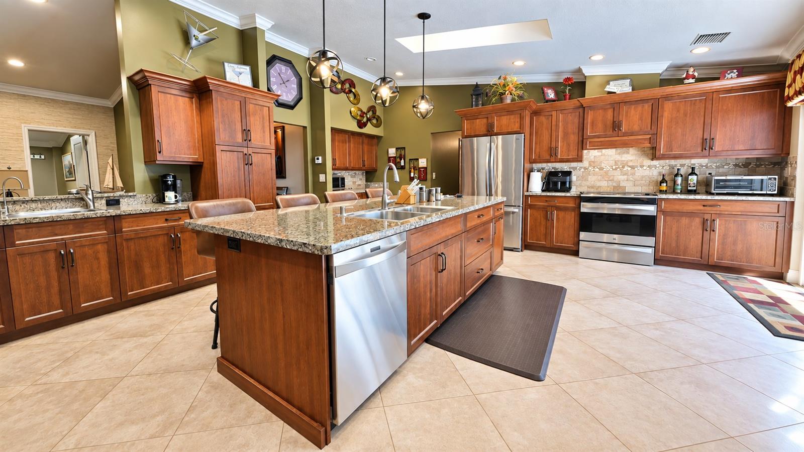 1040 ROSETREE LN — photo 9