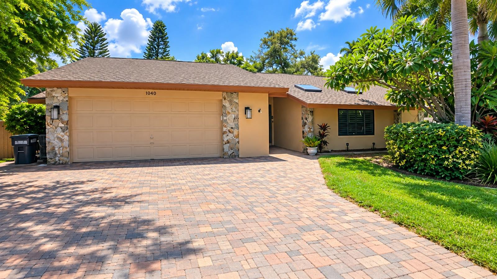 1040 ROSETREE LN — photo 60