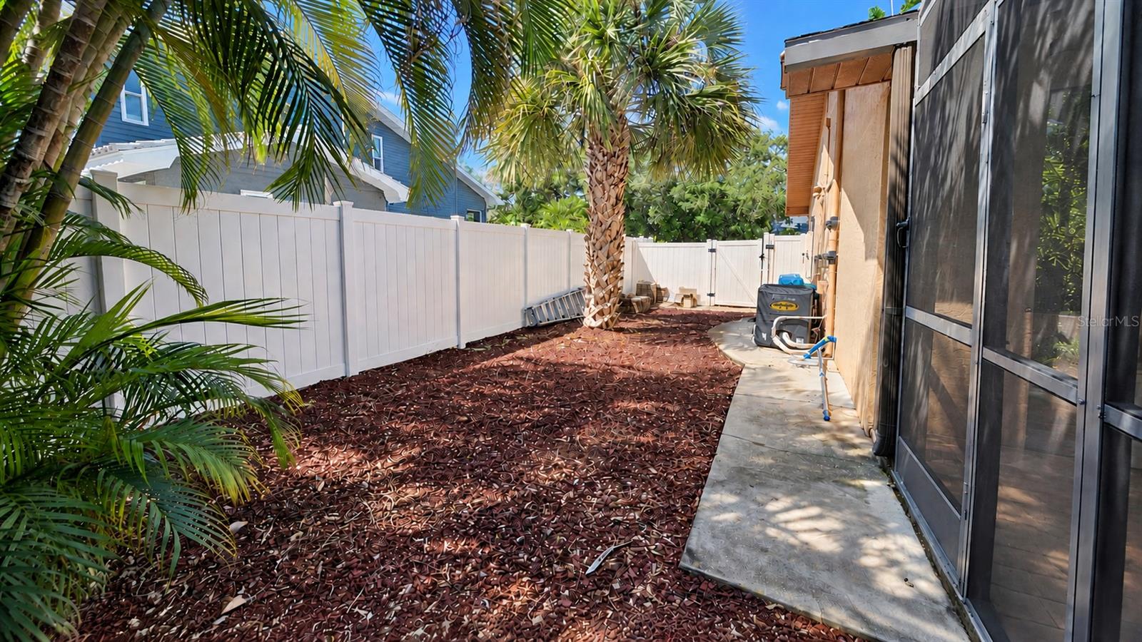 1040 ROSETREE LN — photo 48