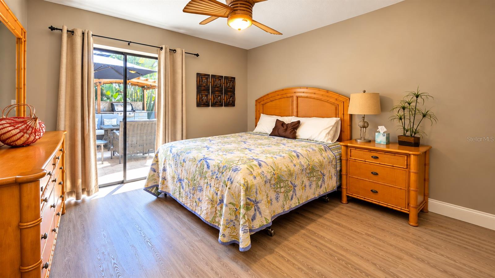 1040 ROSETREE LN — photo 27