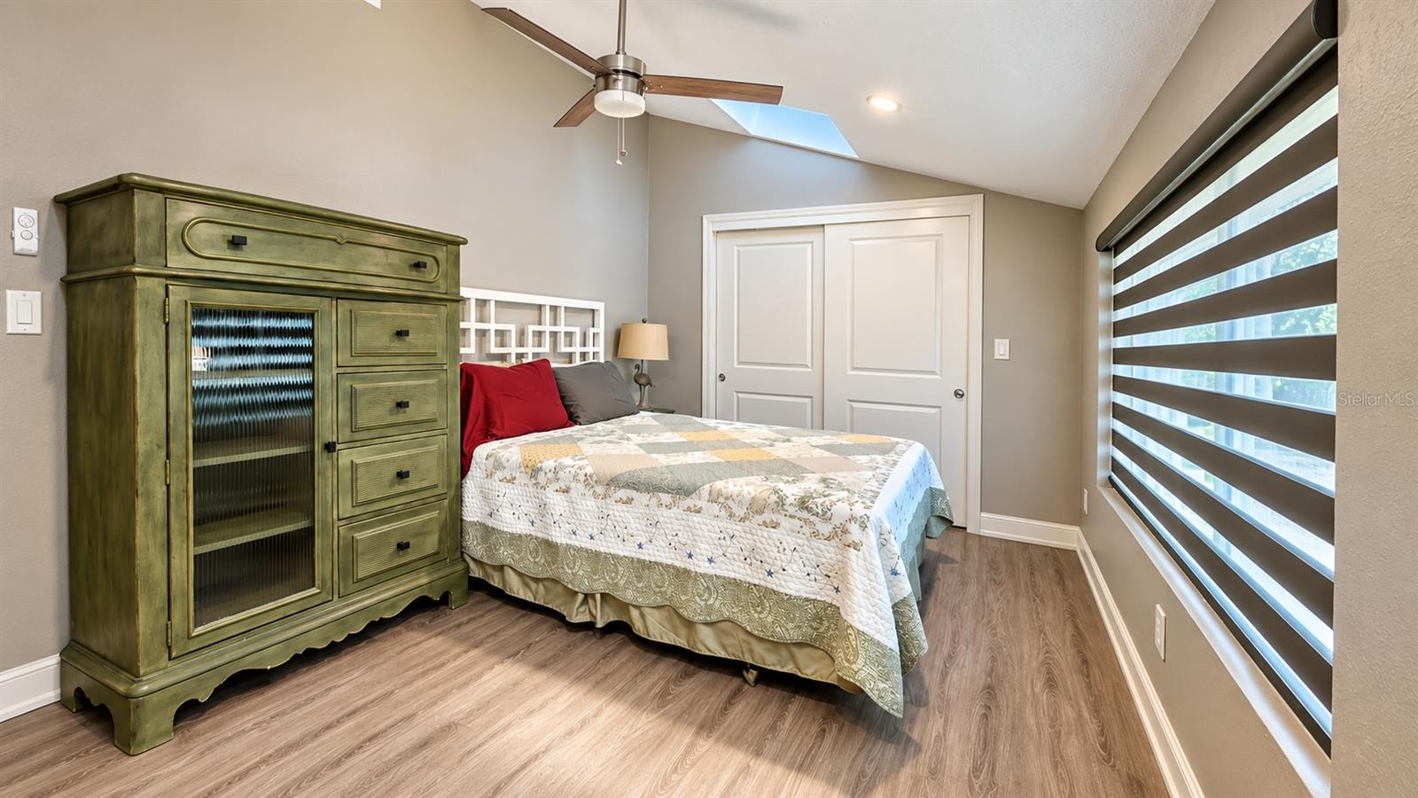 1040 ROSETREE LN — photo 35