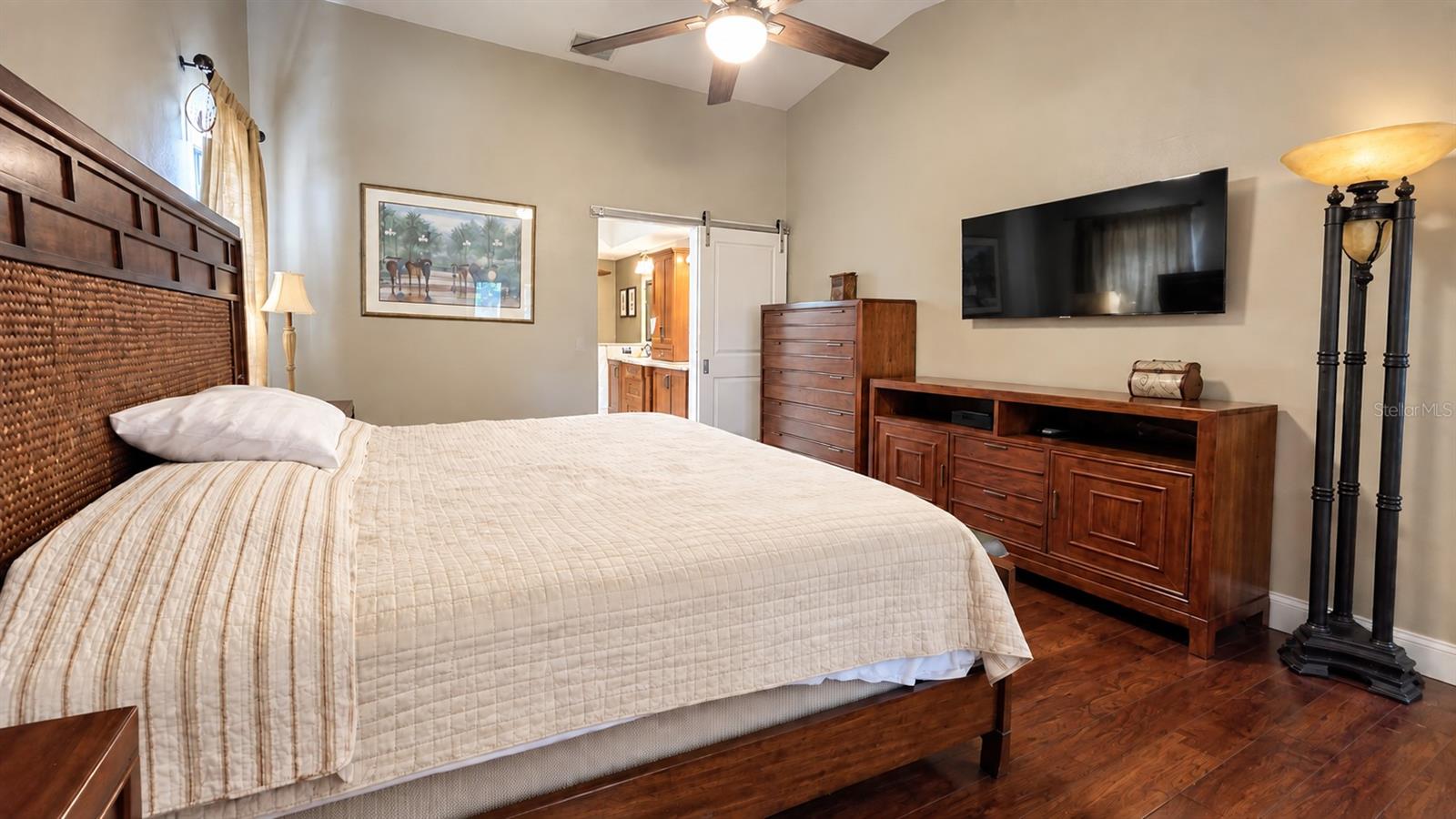 1040 ROSETREE LN — photo 21