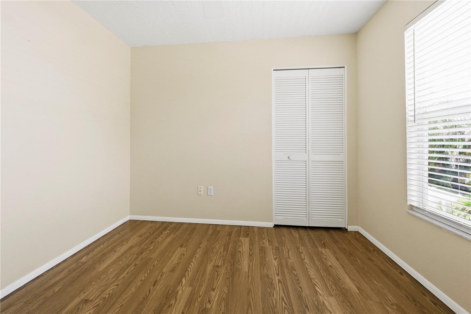 4951 AUGUSTA AVE — photo 53