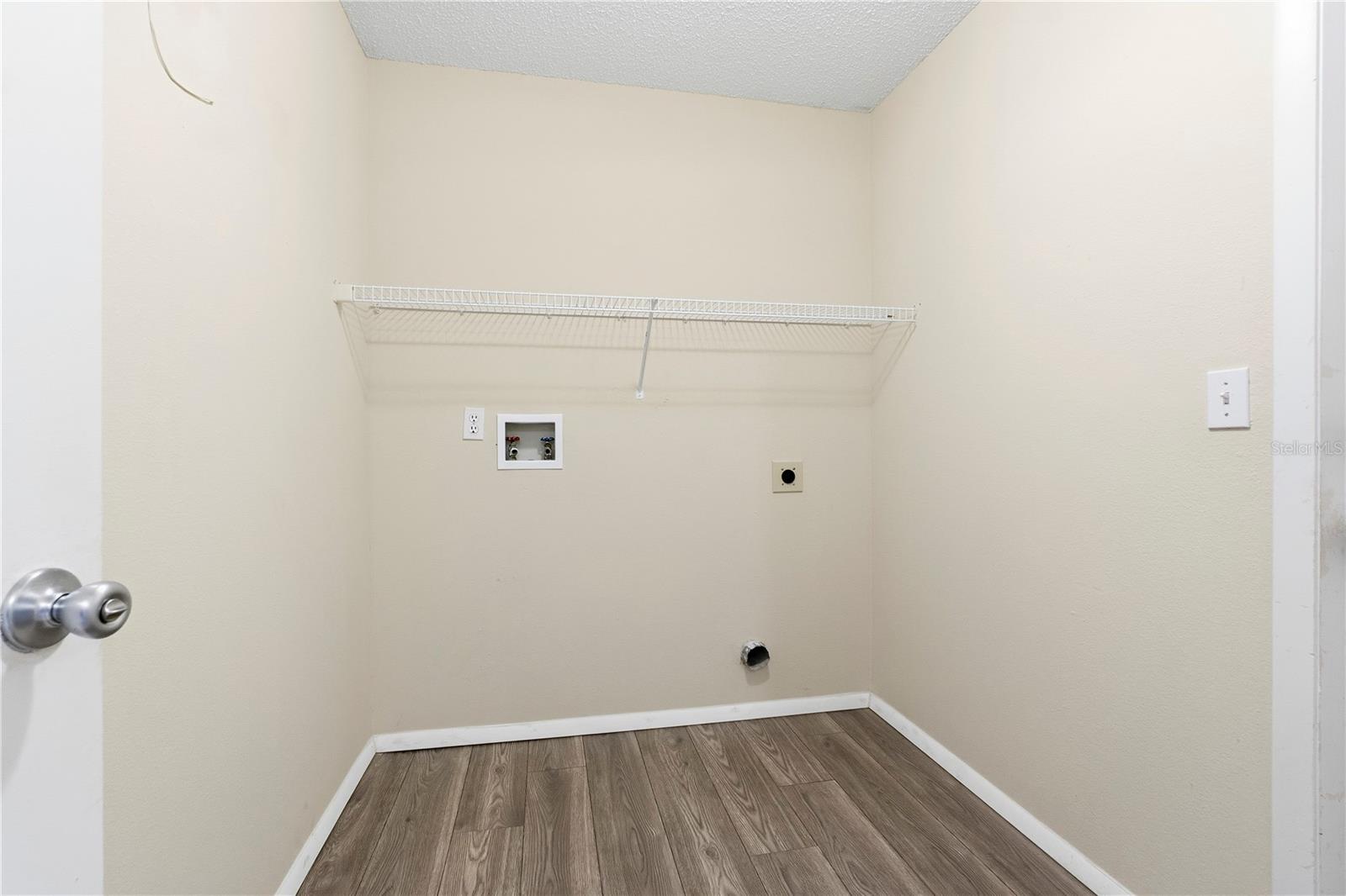 4951 AUGUSTA AVE — photo 34