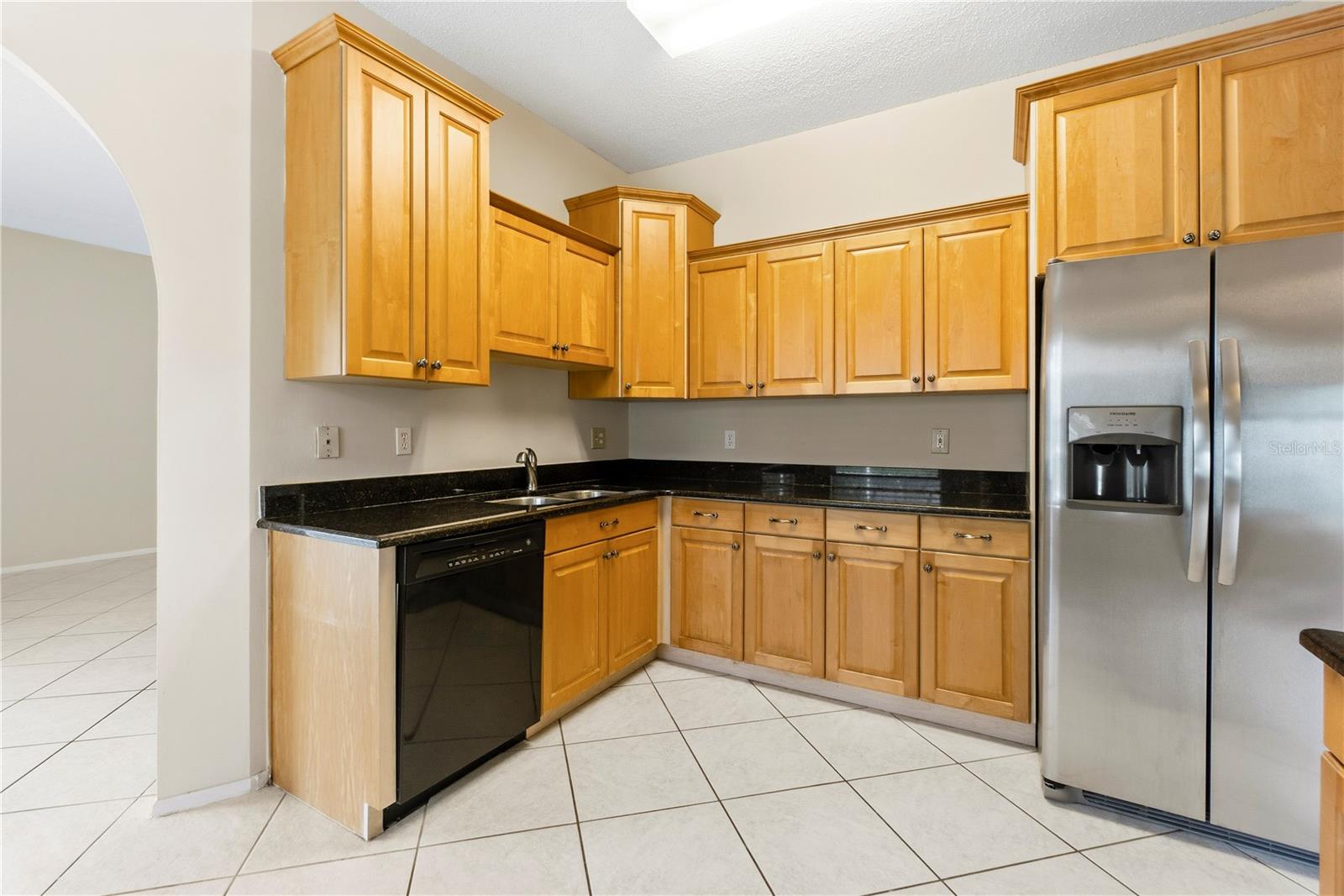 4951 AUGUSTA AVE — photo 27
