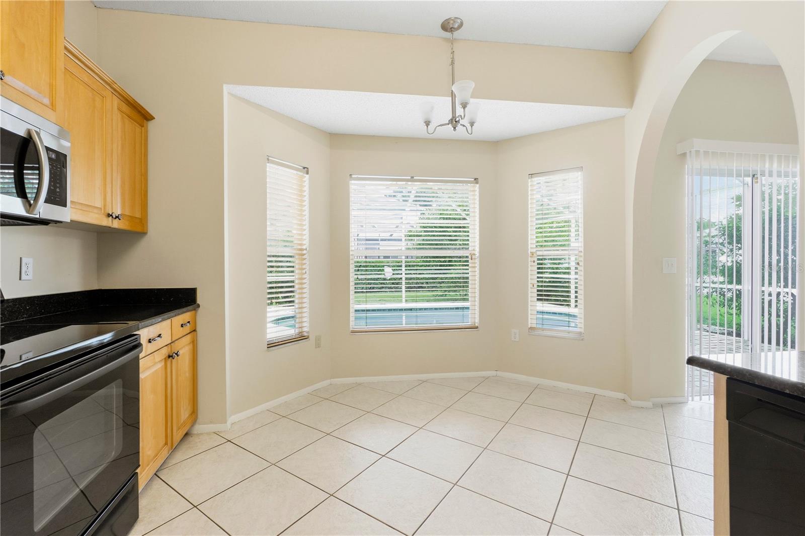 4951 AUGUSTA AVE — photo 28