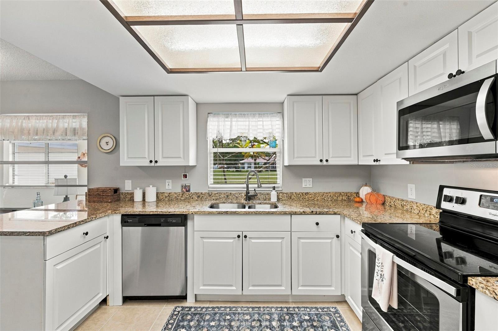 4620 TIBURON DR — photo 18