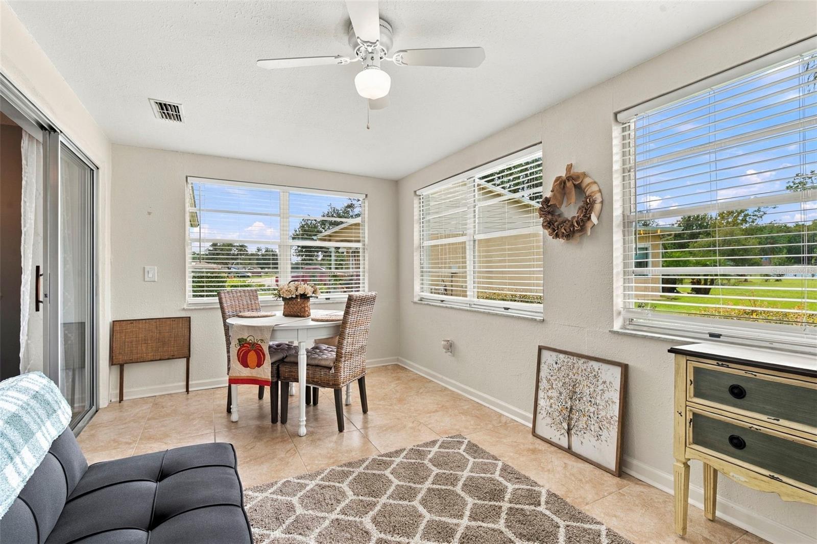 4620 TIBURON DR — photo 13