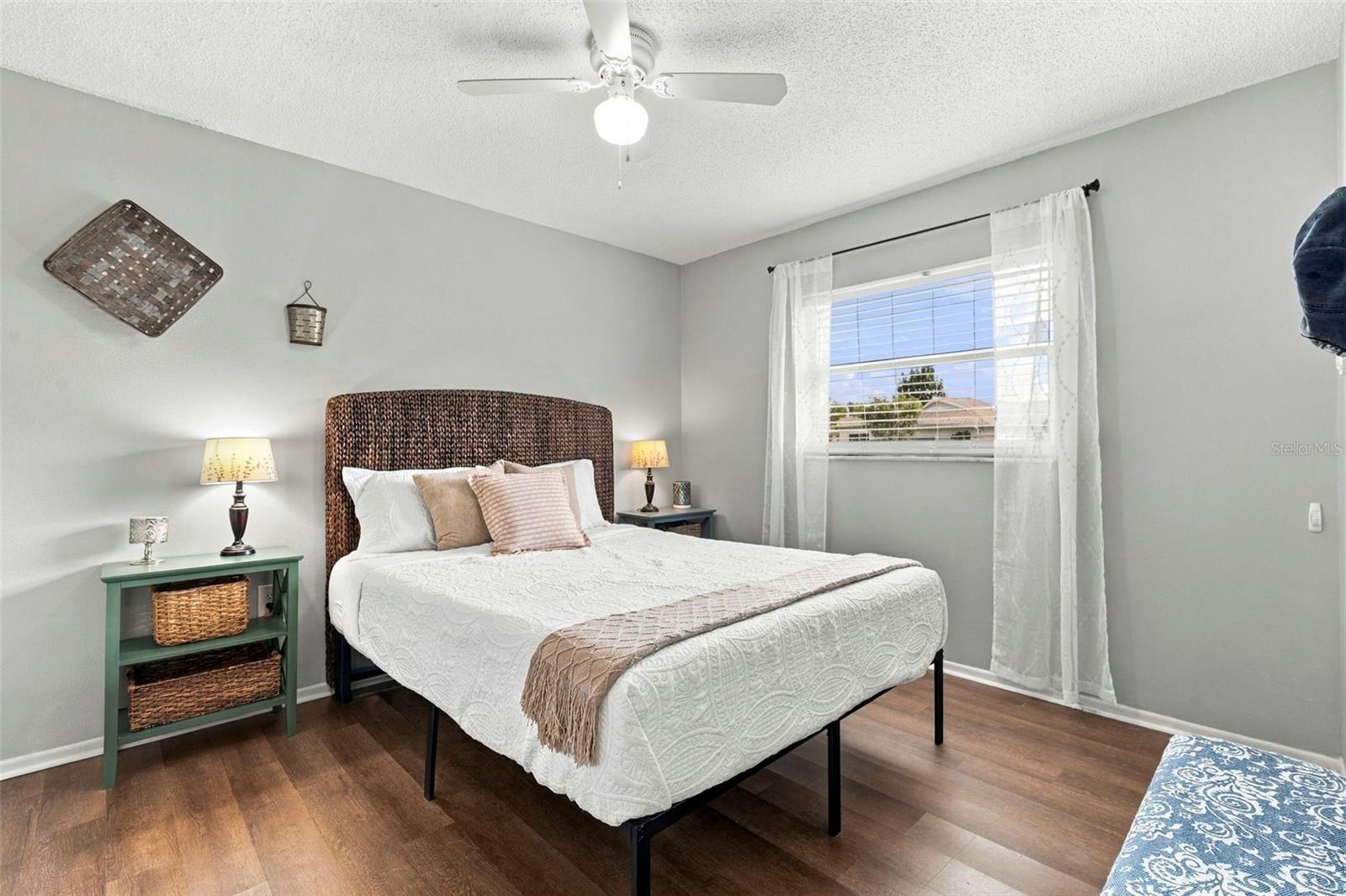 4620 TIBURON DR — photo 31