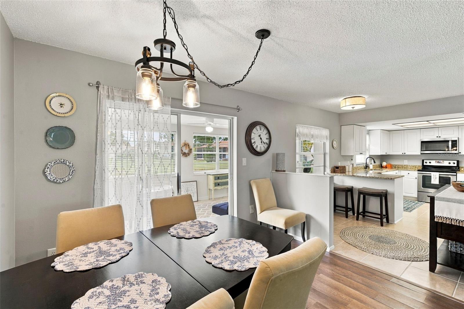 4620 TIBURON DR — photo 7