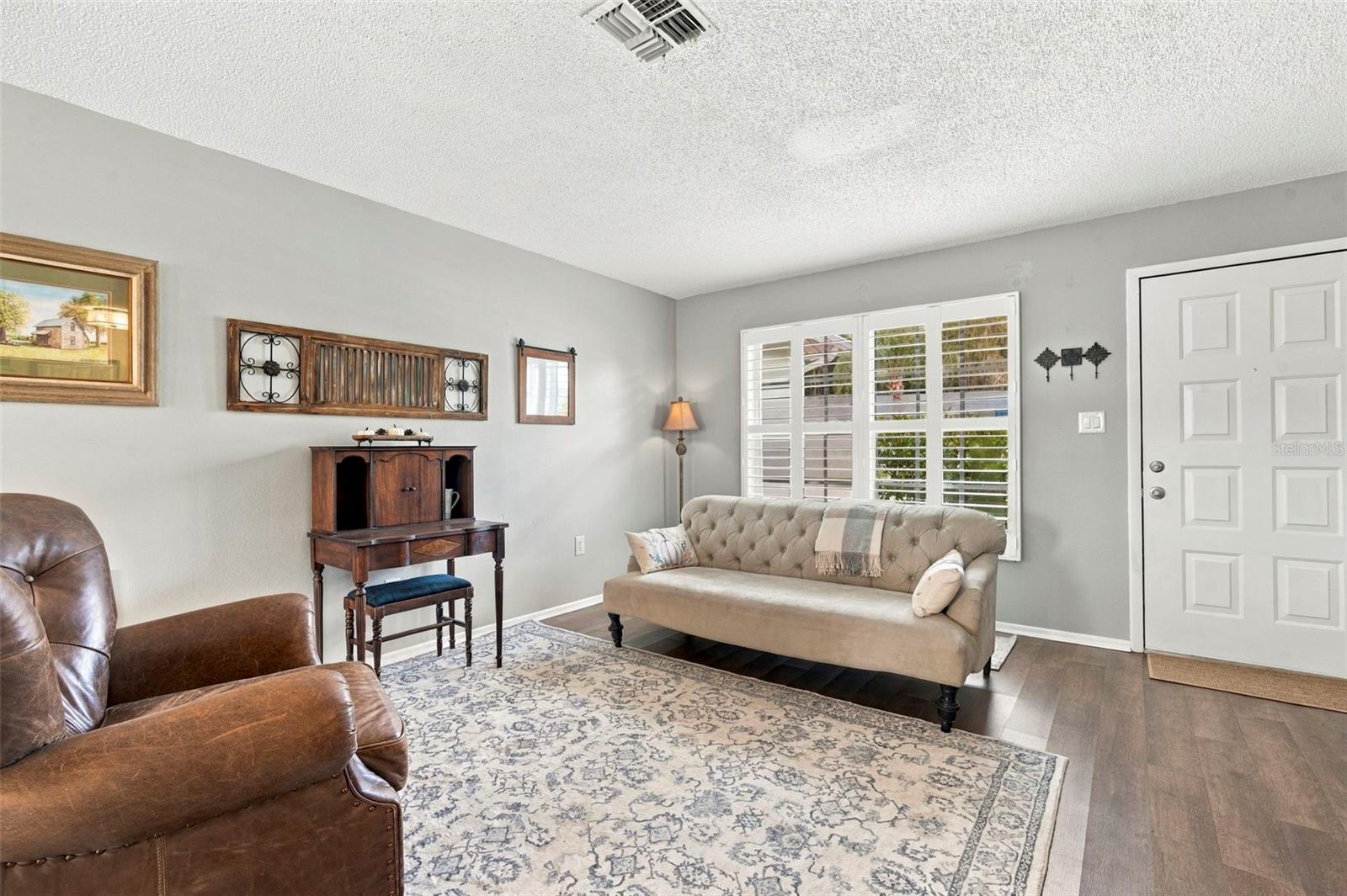 4620 TIBURON DR — photo 6