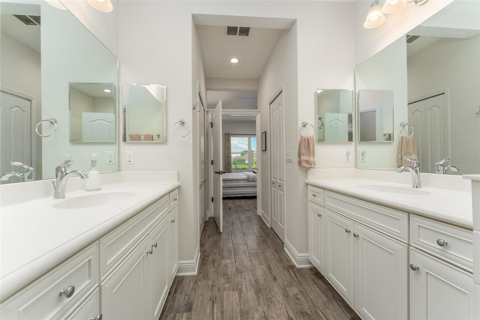13533 CIRCA CROSSING DR — photo 19