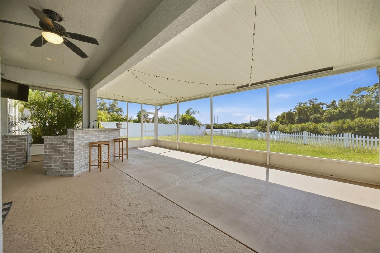 7207 FOREST MERE DR — photo 36