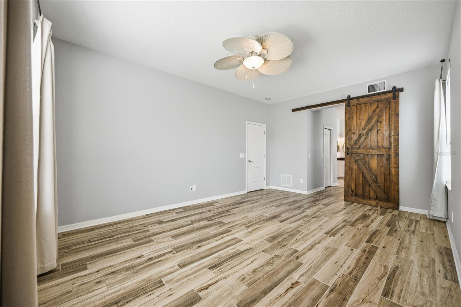 7207 FOREST MERE DR — photo 19
