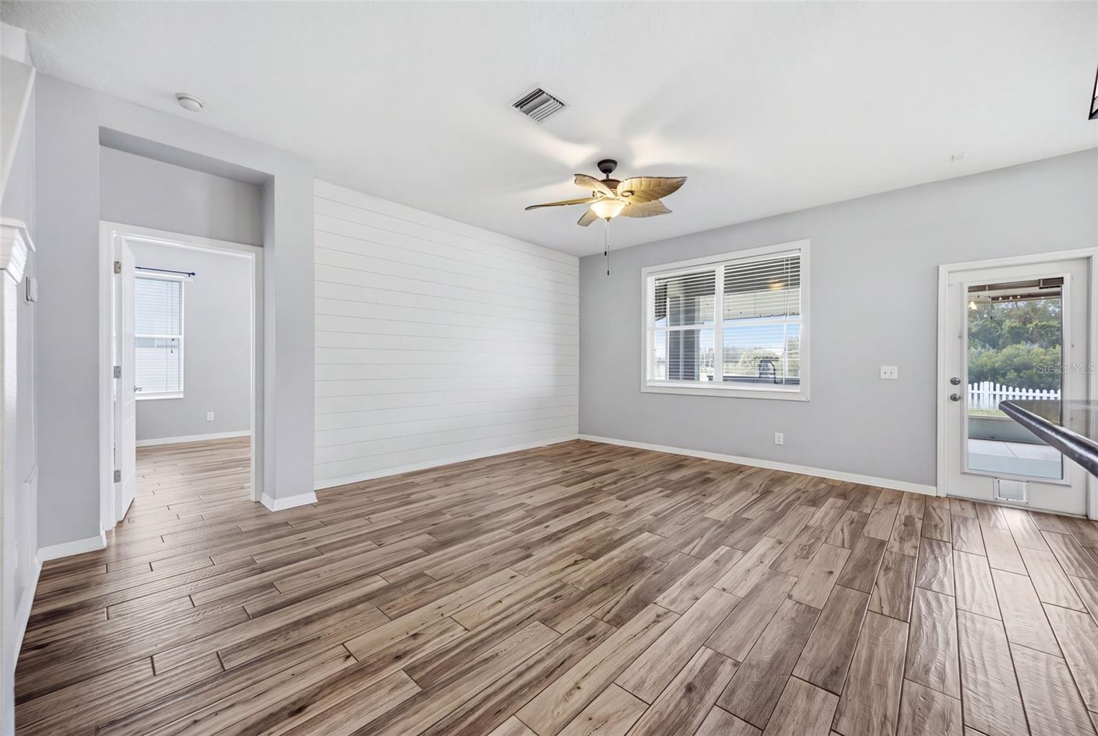 7207 FOREST MERE DR — photo 10