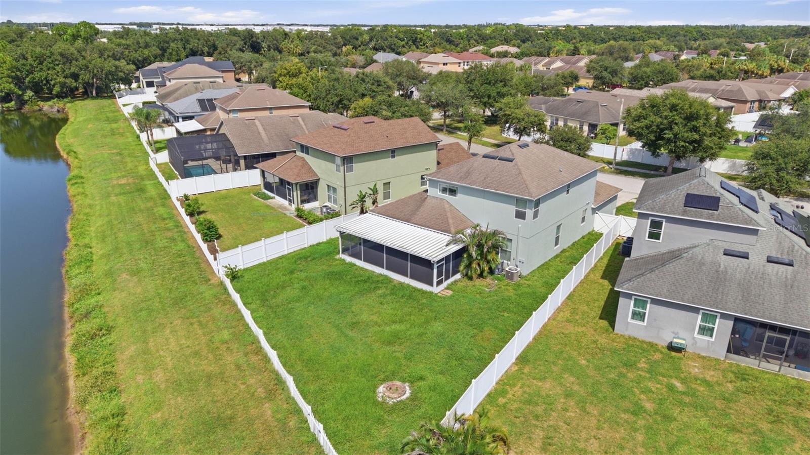7207 FOREST MERE DR — photo 43