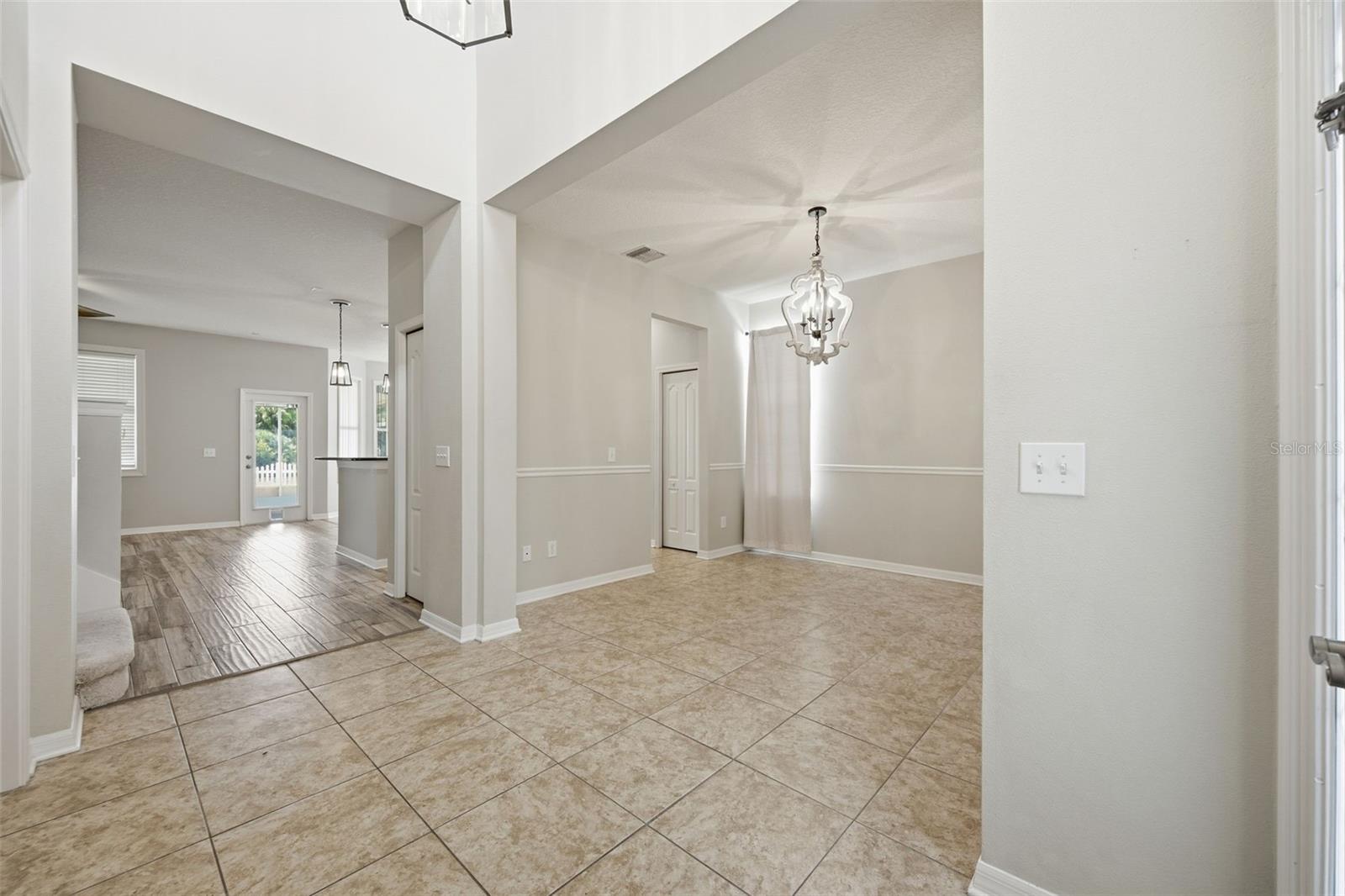 7207 FOREST MERE DR — photo 5