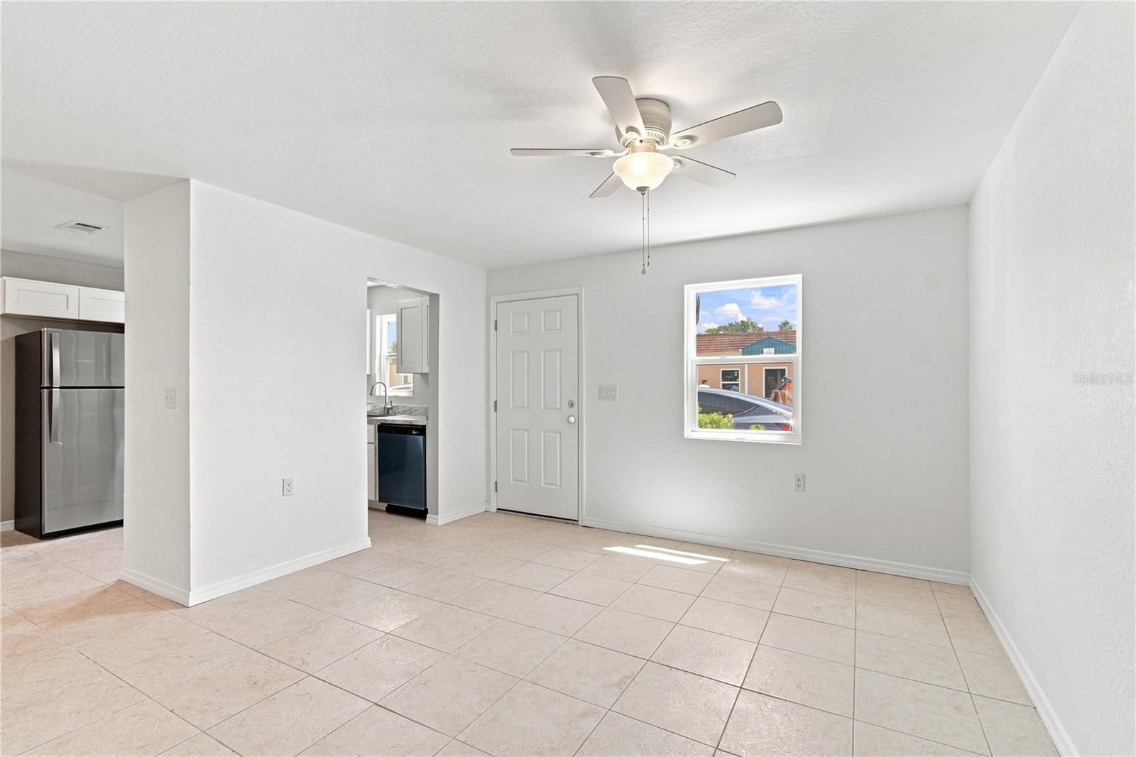 6310 PROVIDENCE CIR #6 — photo 9