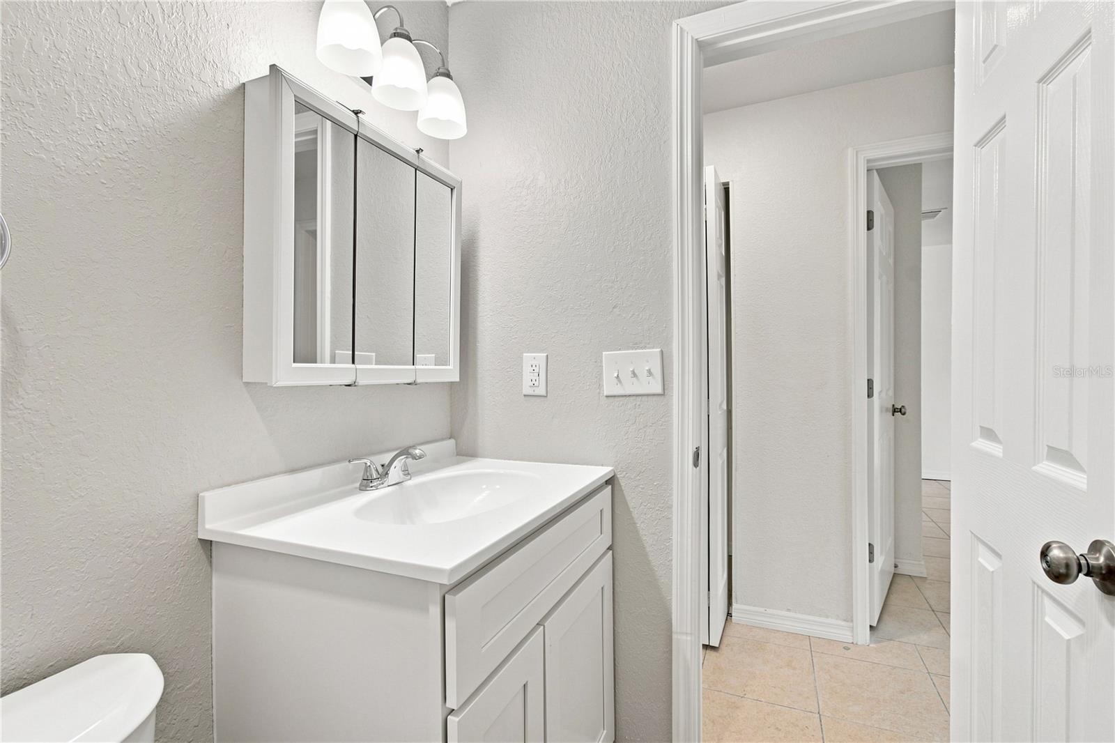 6310 PROVIDENCE CIR #6 — photo 36