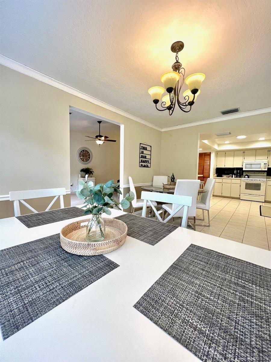 2124 RIVERS EDGE CT — photo 9