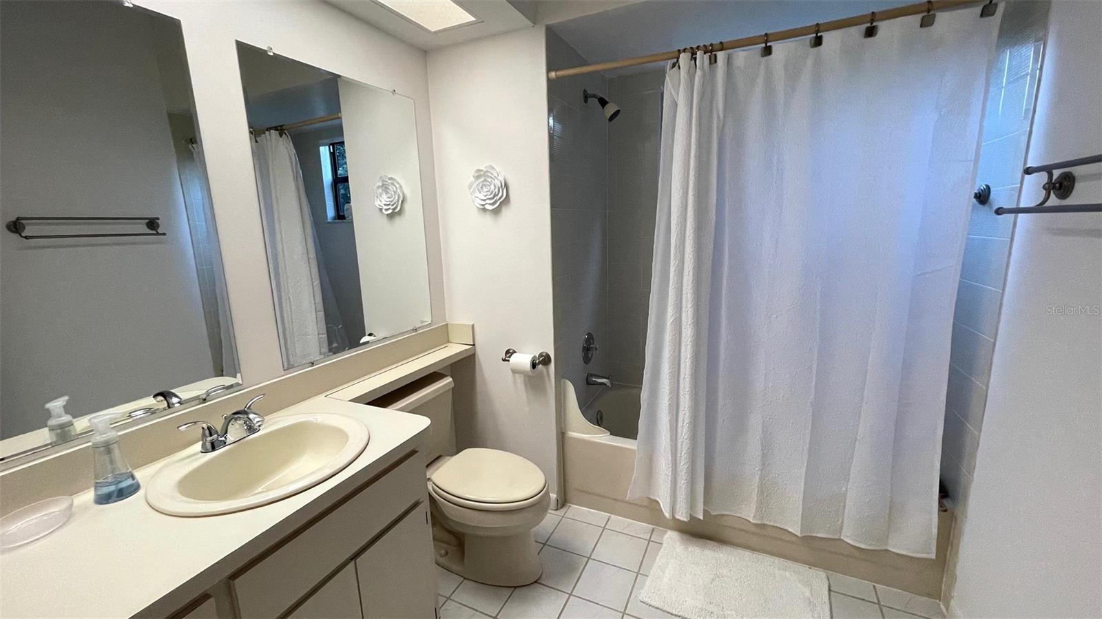 2124 RIVERS EDGE CT — photo 29