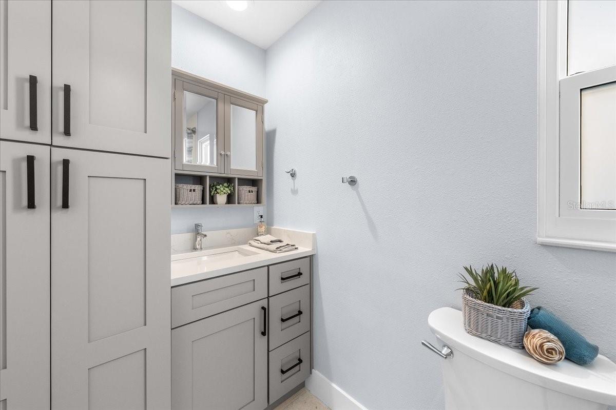 4821 FLORAMAR TER — photo 27