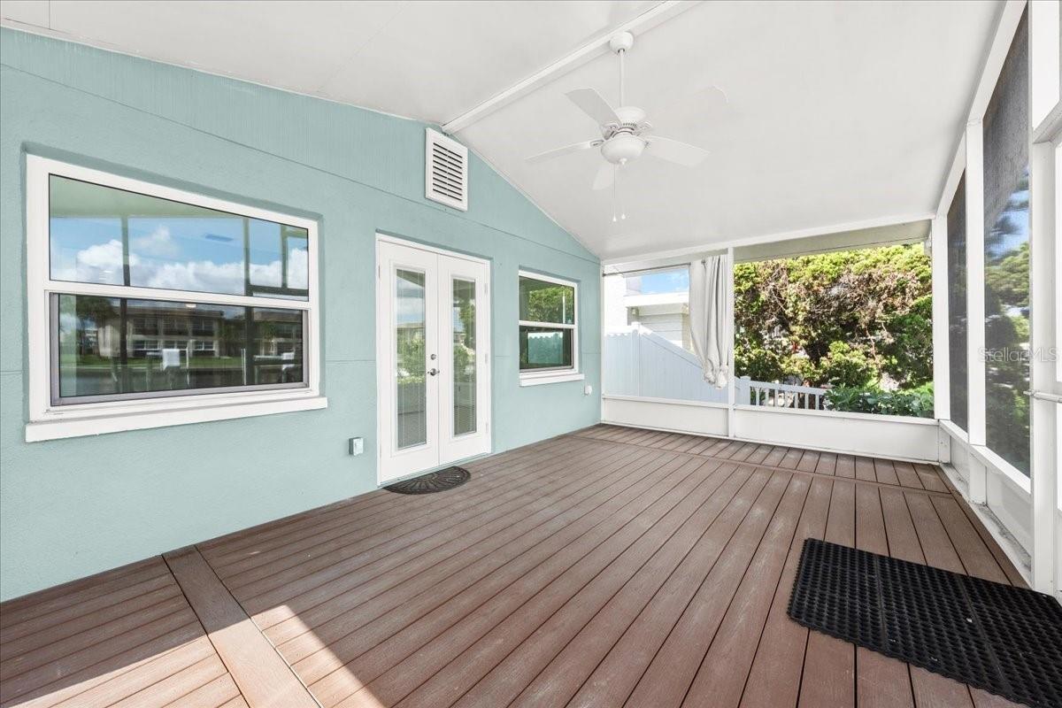 4821 FLORAMAR TER — photo 37