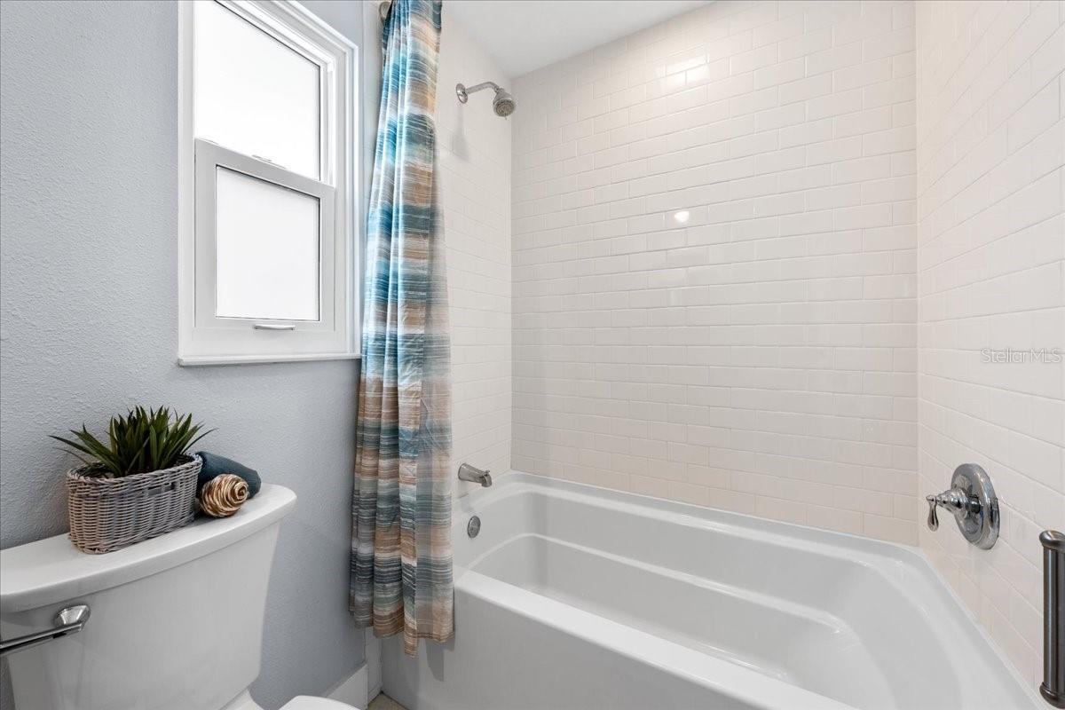 4821 FLORAMAR TER — photo 29