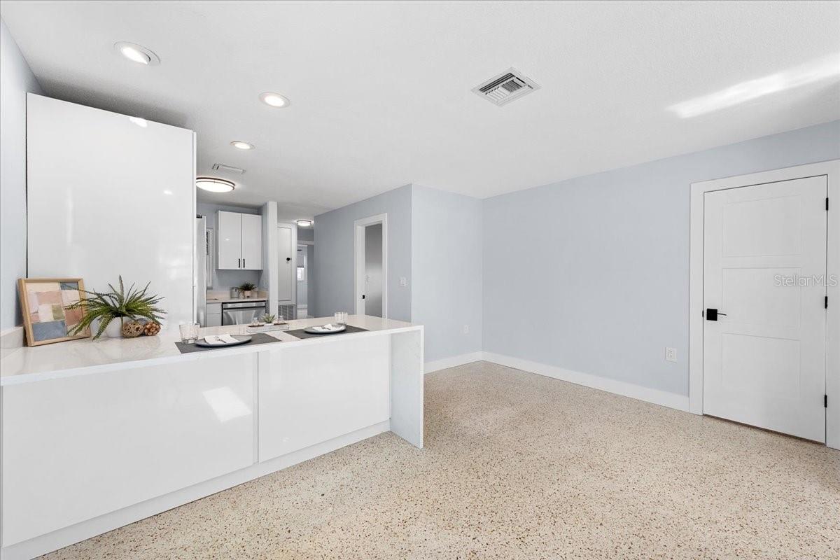 4821 FLORAMAR TER — photo 8