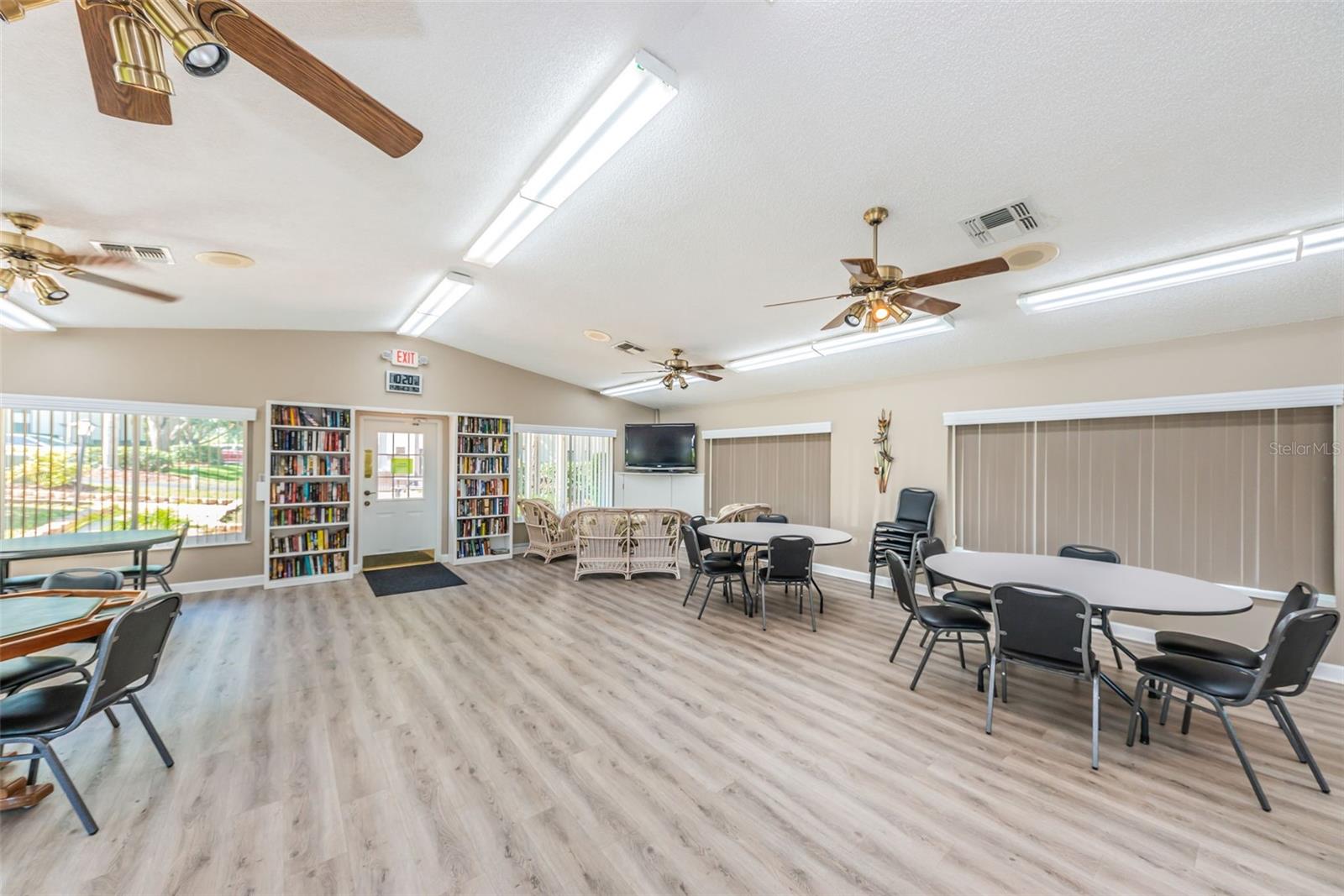 2575 PINE RIDGE WAY S #E1 — photo 15
