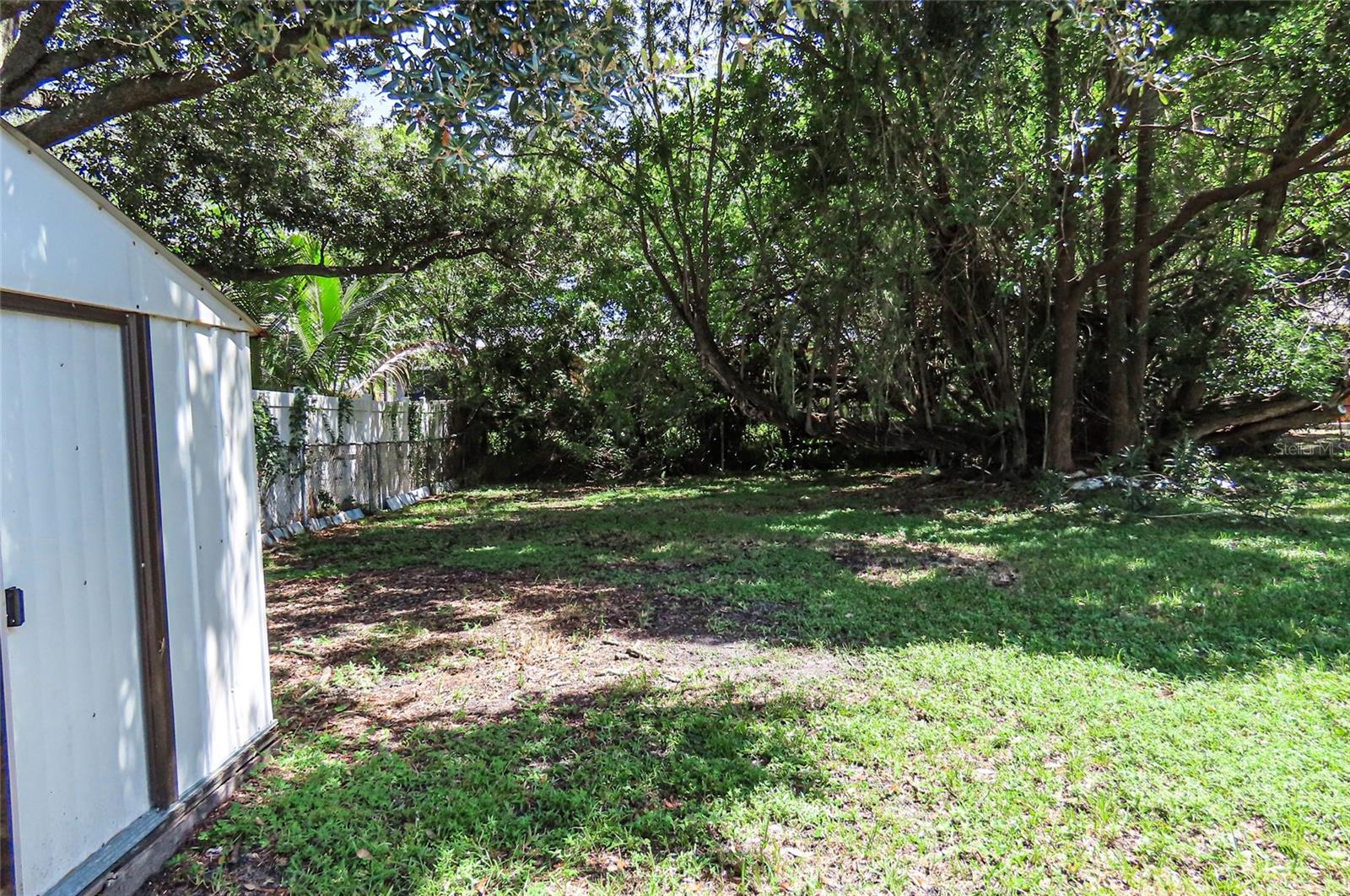 1841 WEST DR — photo 25