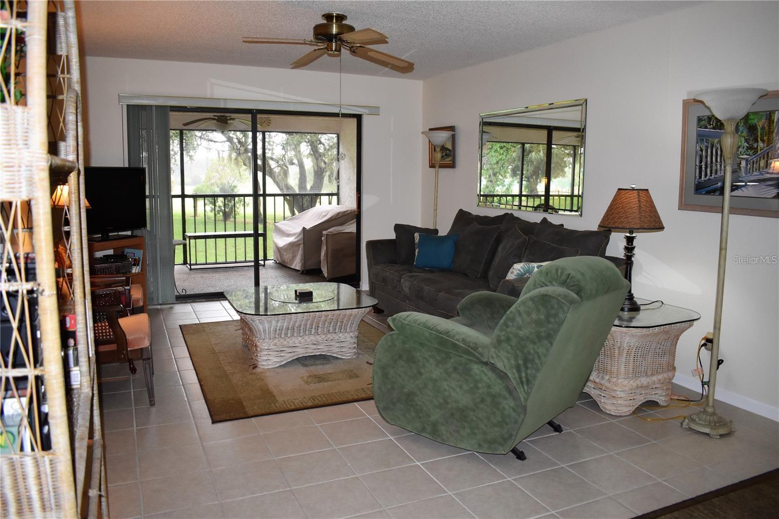 1716 GOLFVIEW DR #1716 — photo 4