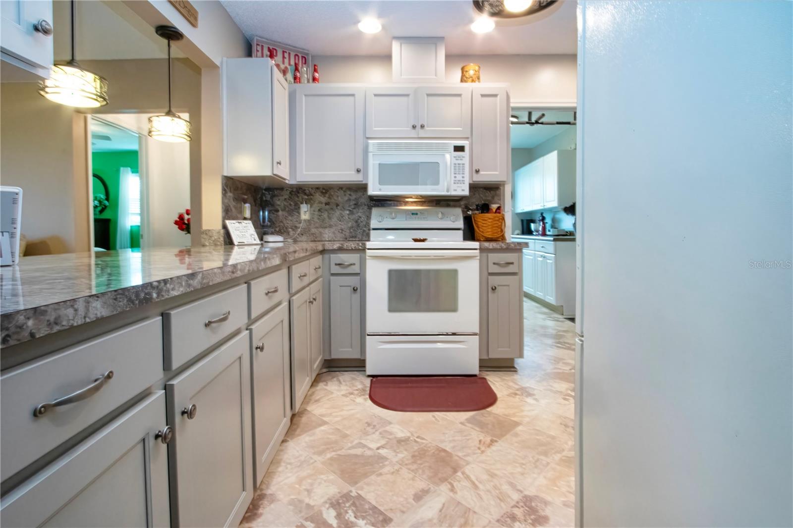 1308 BLUEWATER DR — photo 13
