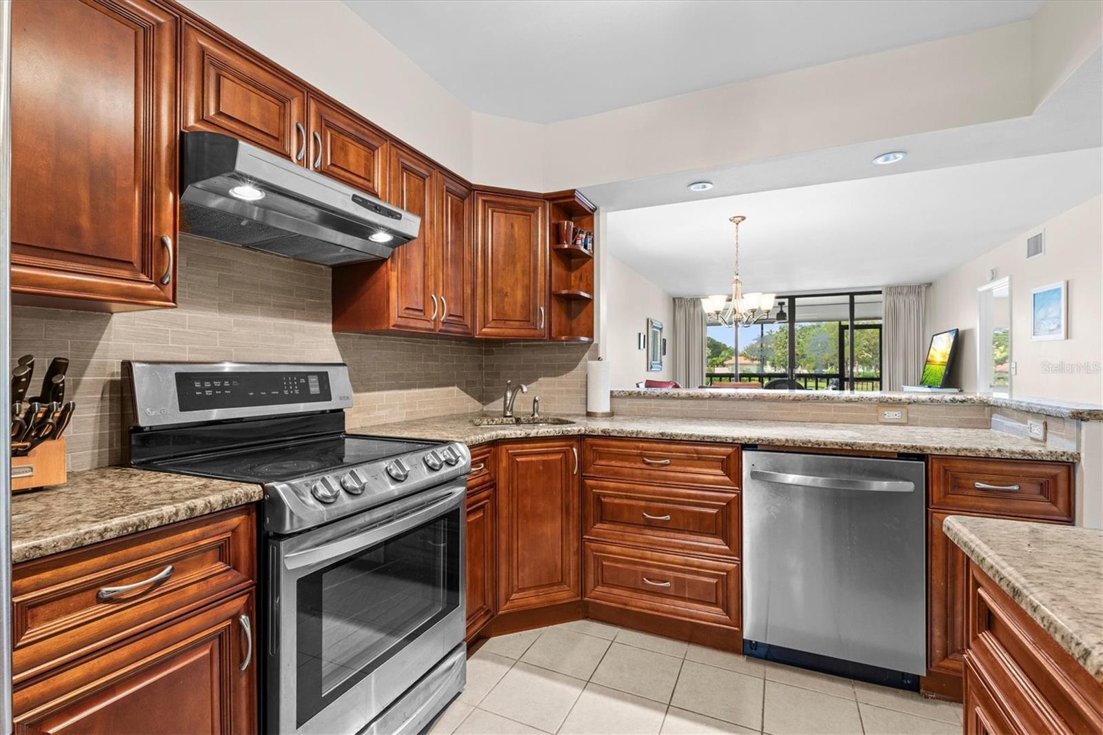 1801 MARINER DR #13 — photo 8