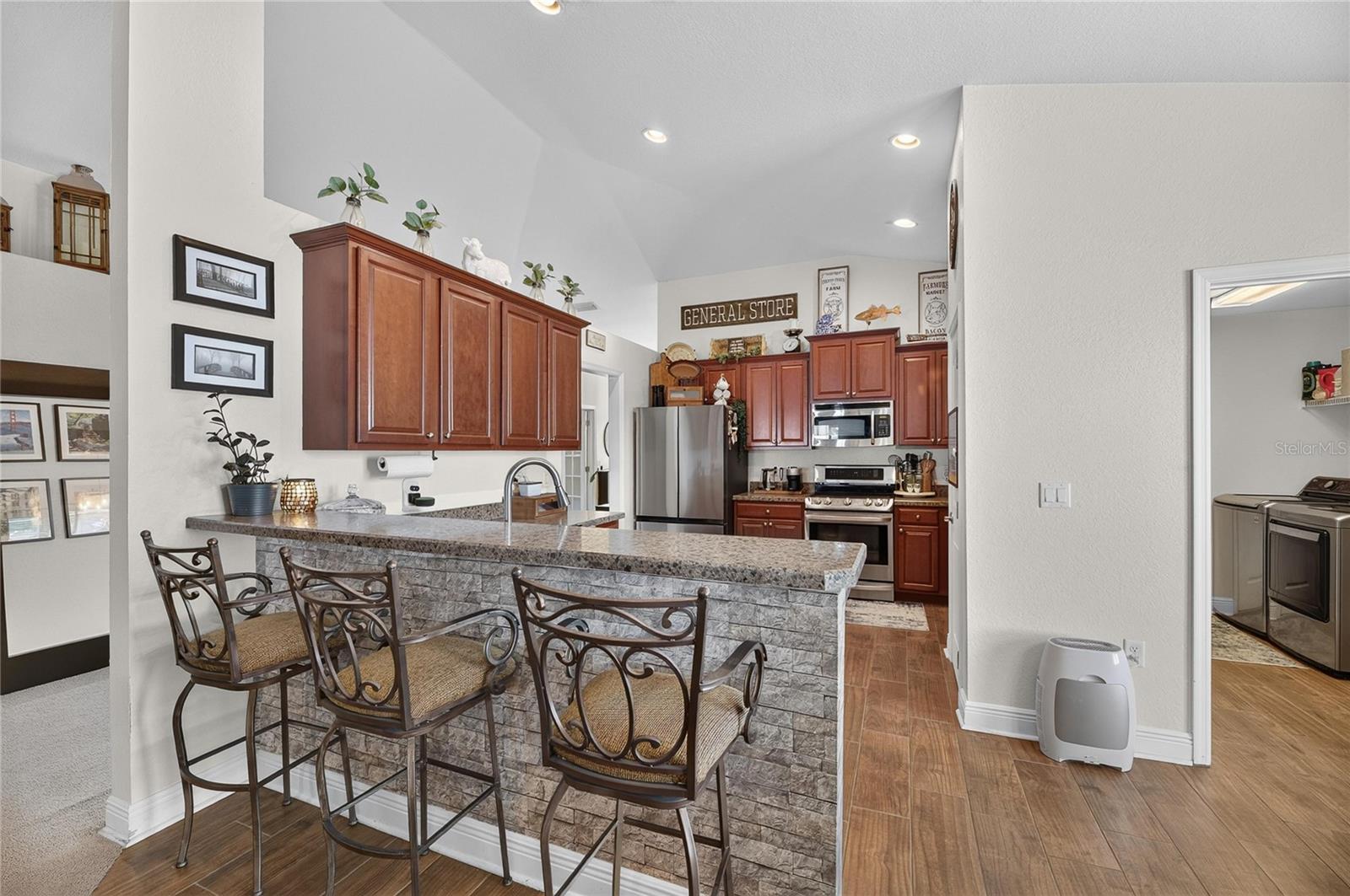 10747 STANDING STONE DR — photo 7