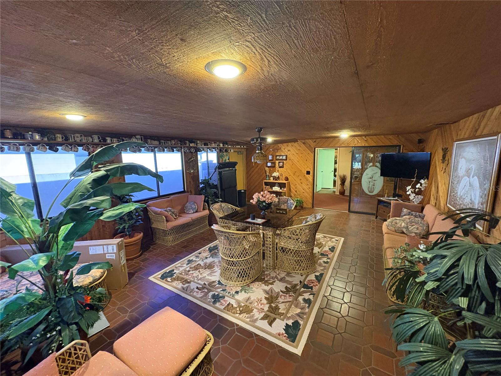 3308 W ELLICOTT ST — photo 9