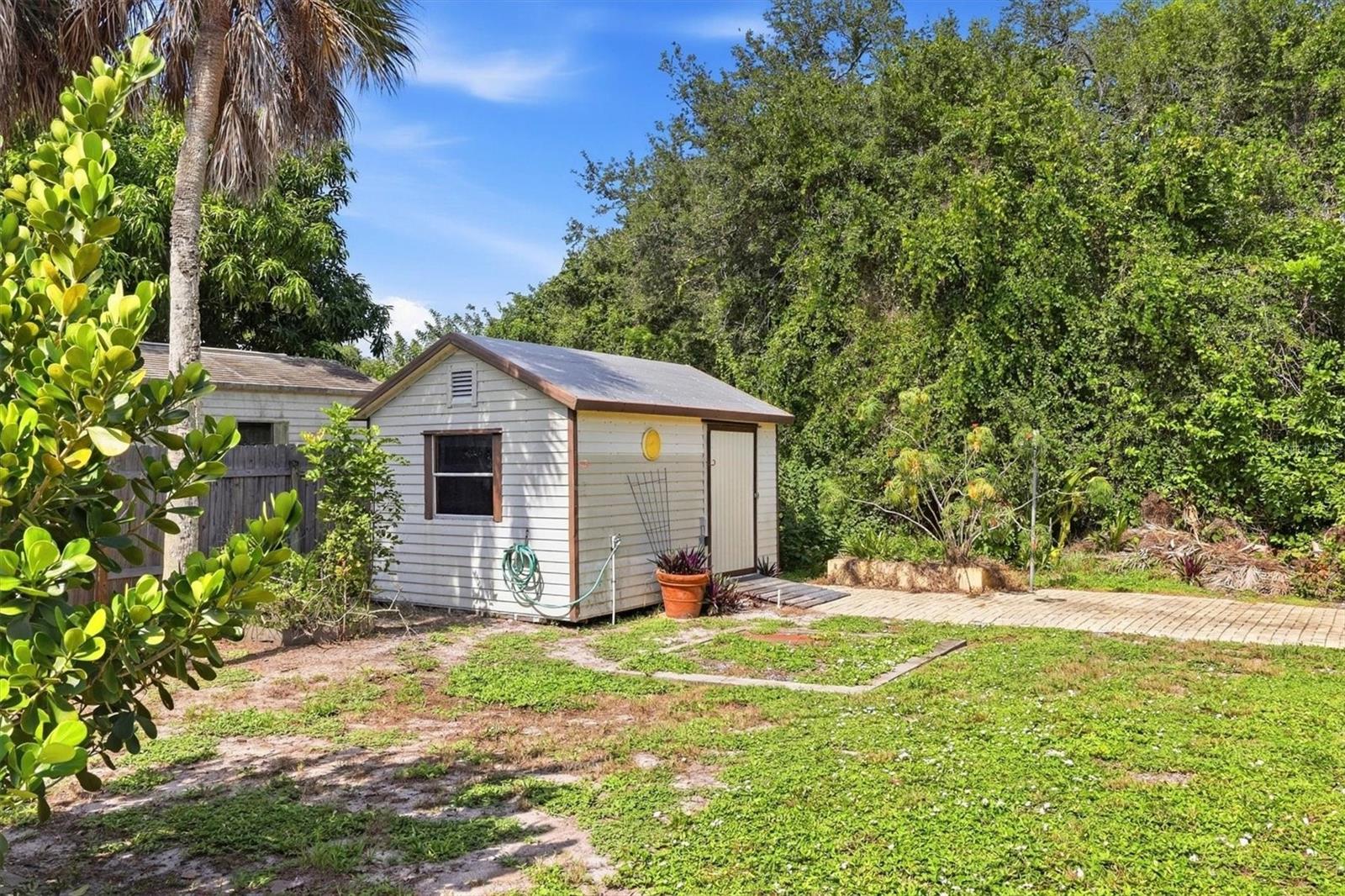 3280 SIESTA DR — photo 38