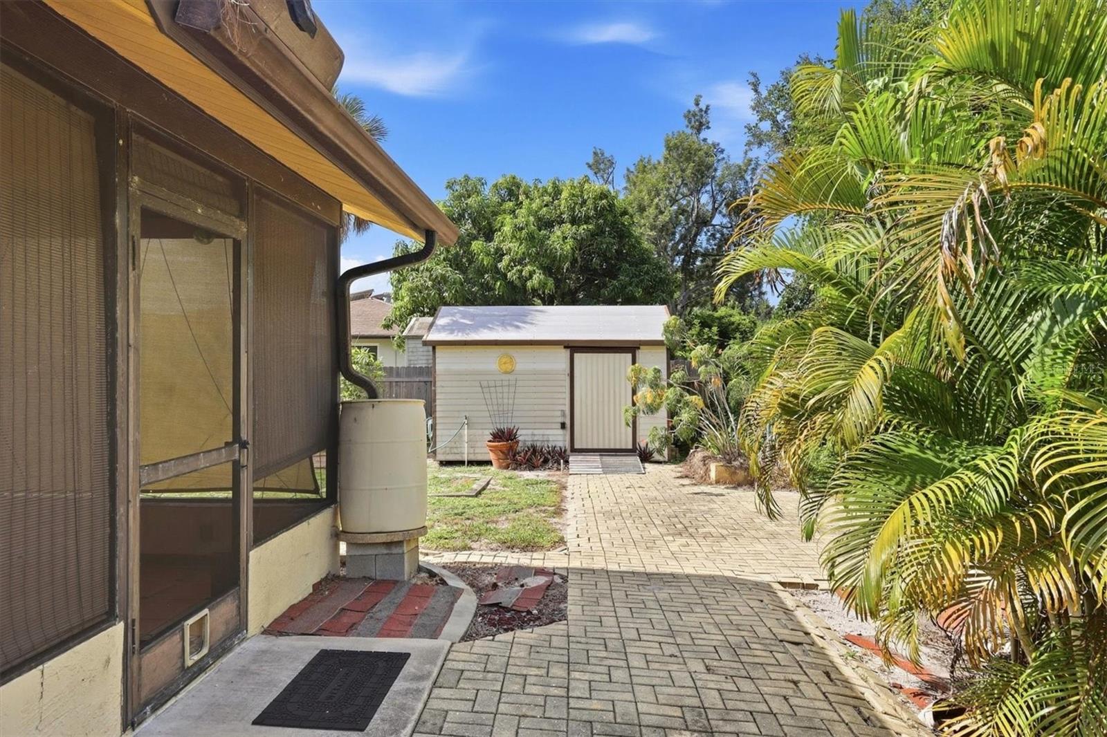 3280 SIESTA DR — photo 36
