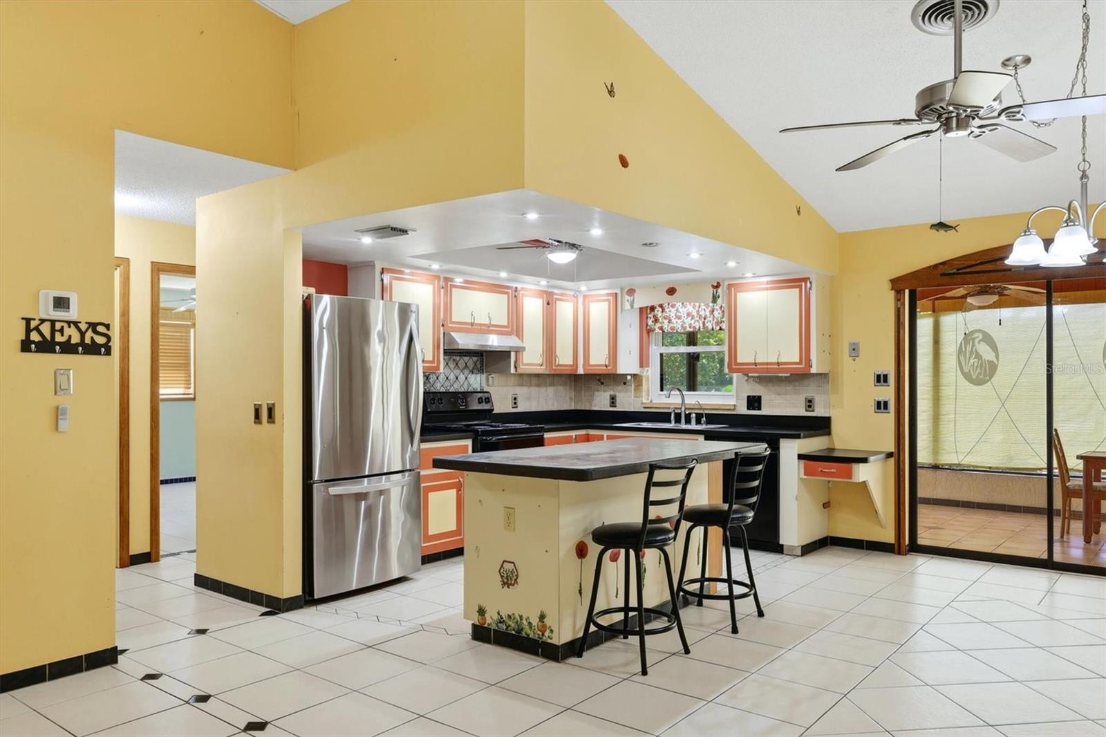 3280 SIESTA DR — photo 13