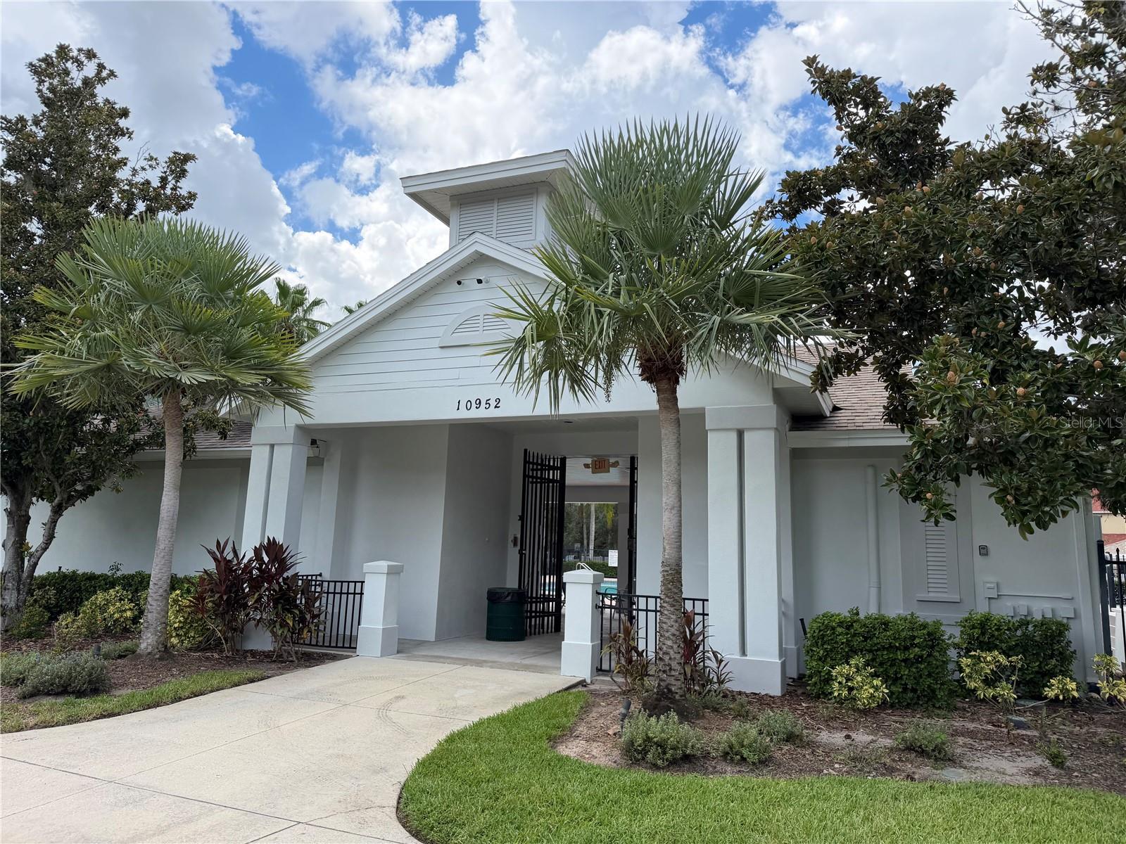 10919 BANYAN WOOD WAY — photo 41
