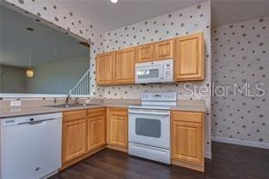 4744 POND RIDGE DR — photo 4