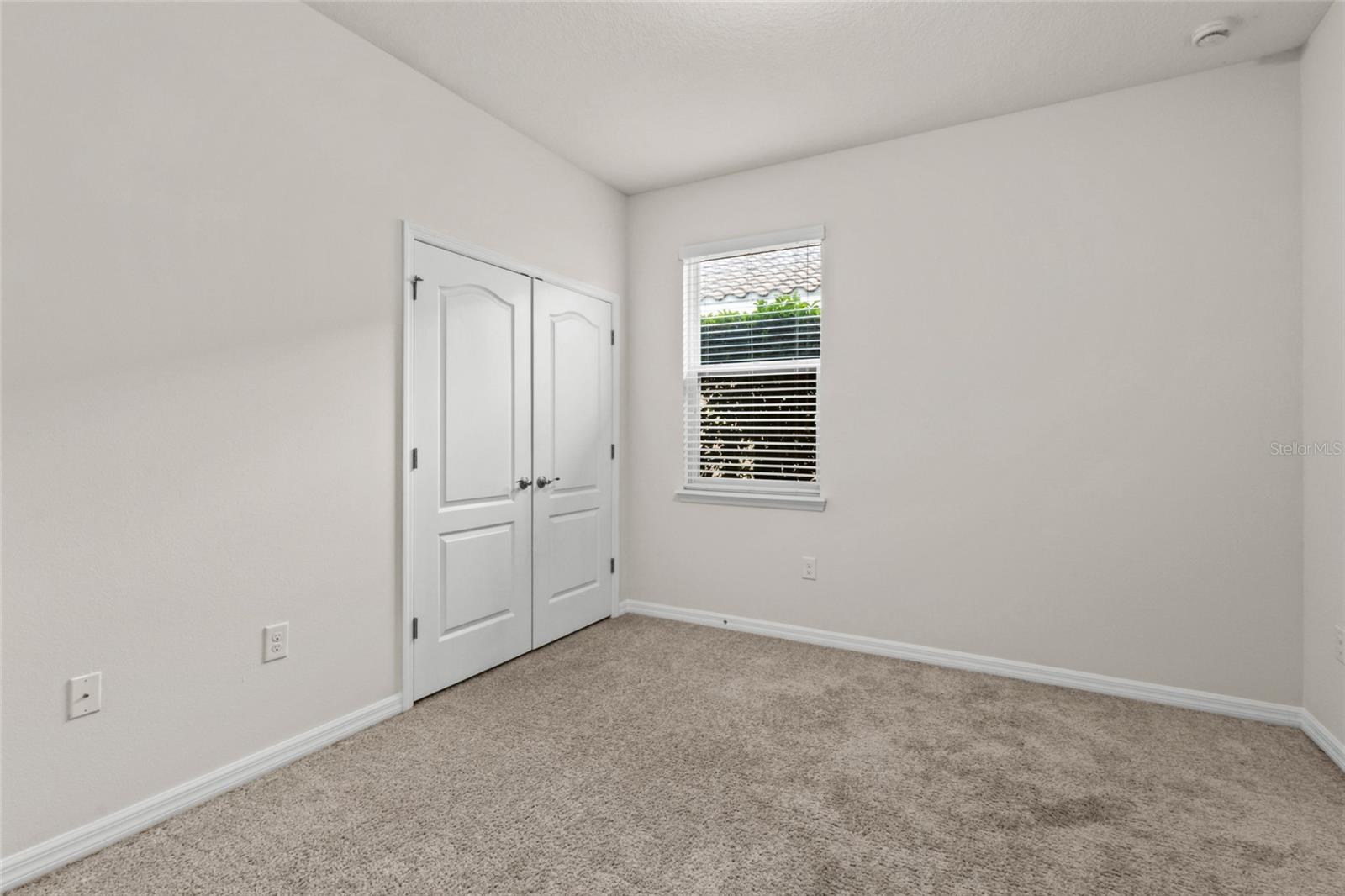 2924 ORIOLE DR — photo 24