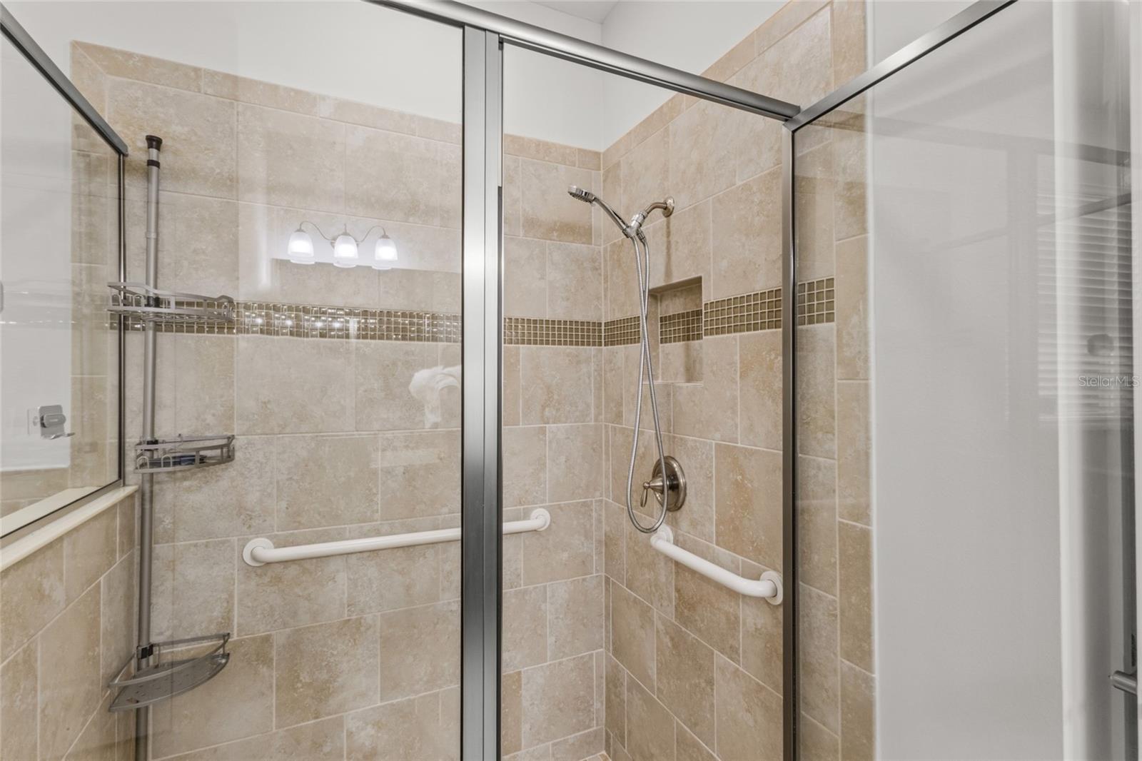 2924 ORIOLE DR — photo 22