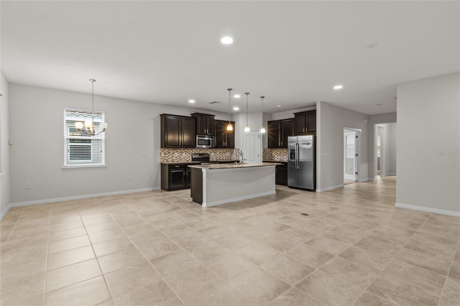 2924 ORIOLE DR — photo 14