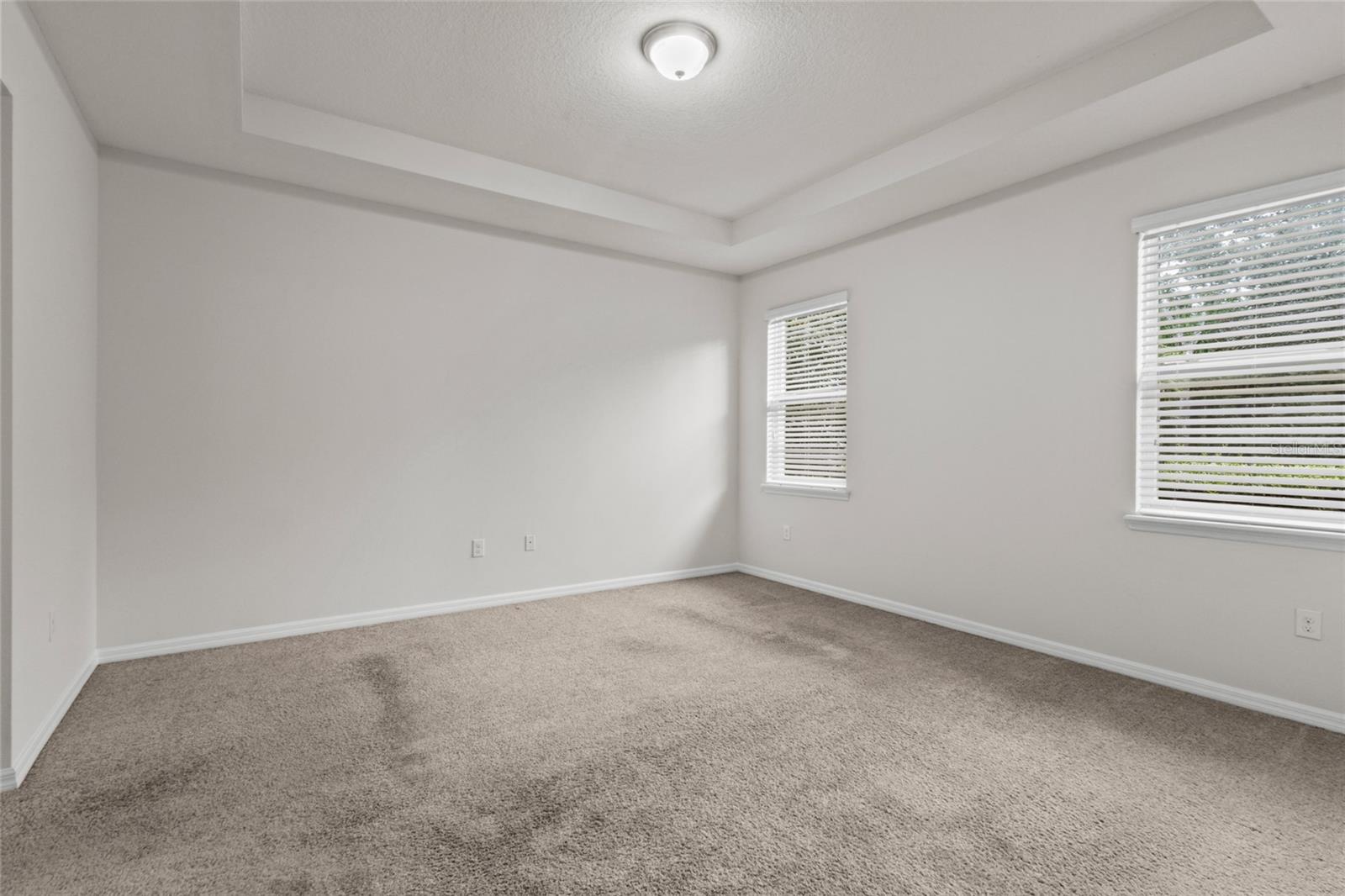 2924 ORIOLE DR — photo 17