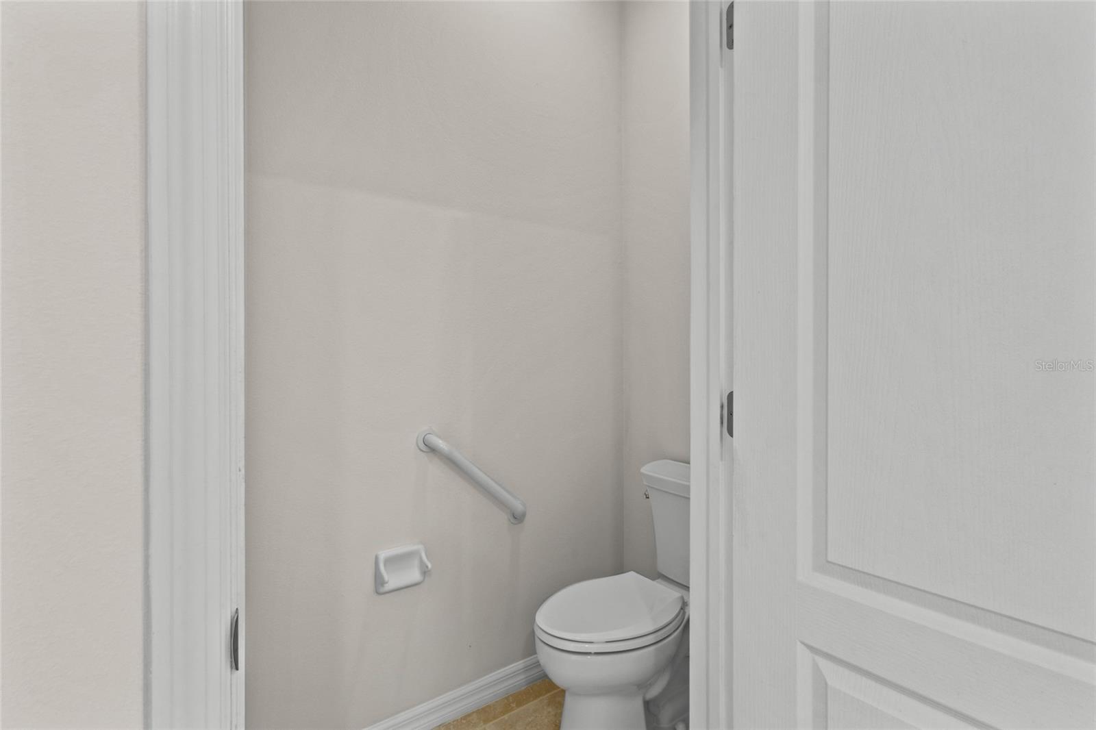 2924 ORIOLE DR — photo 23