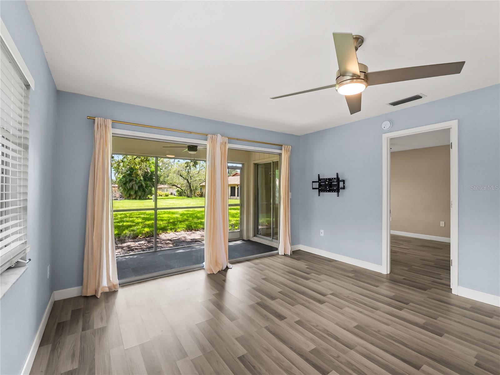 7113 BRIGHT CREEK DR #100 — photo 11