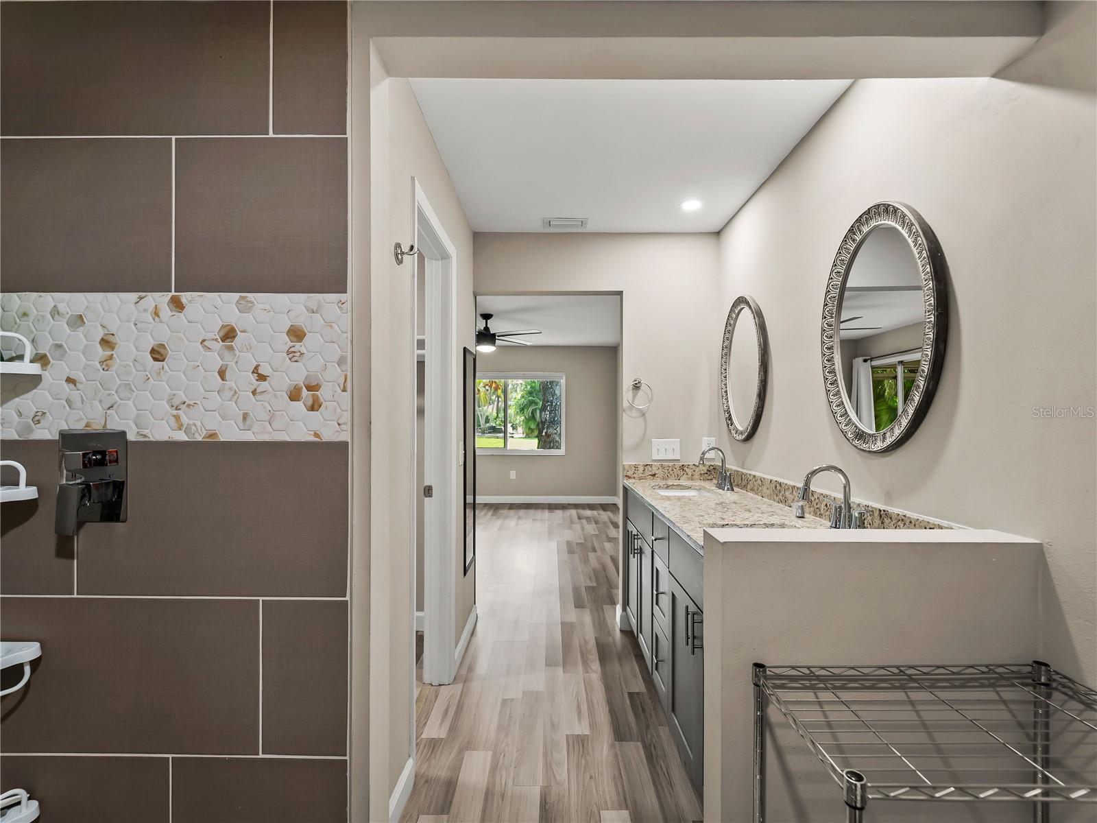 7113 BRIGHT CREEK DR #100 — photo 37