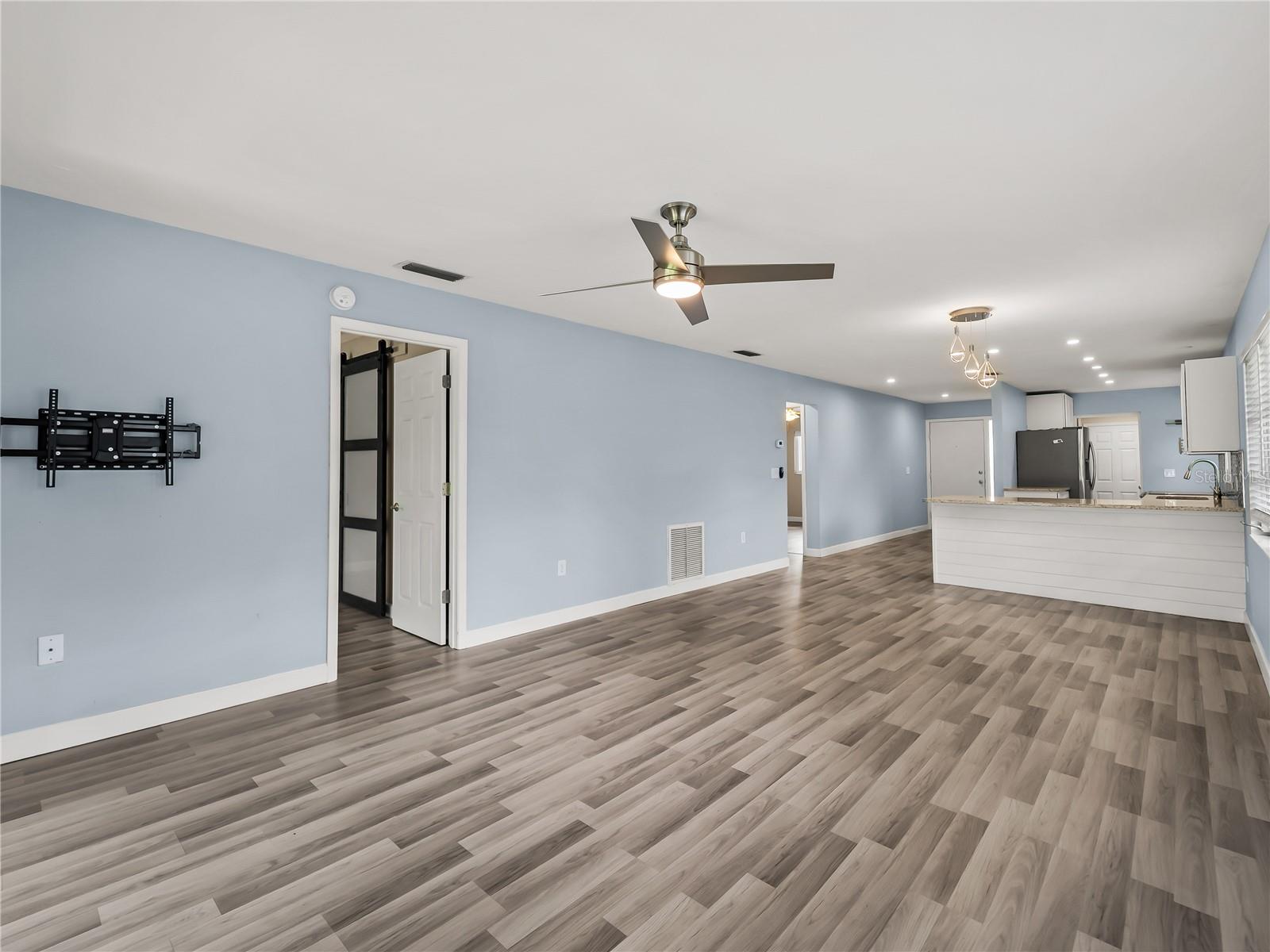 7113 BRIGHT CREEK DR #100 — photo 10